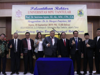 Employee Class Program Trianandra Nomor 6